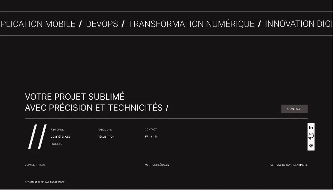 Footer technique avec liens réseaux professionnels et mentions légales