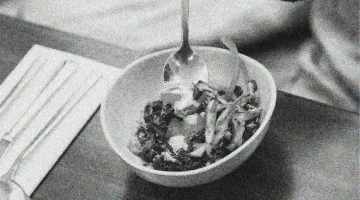 Photographie culinaire et ambiance bistrot réalisée par Kourb Studio